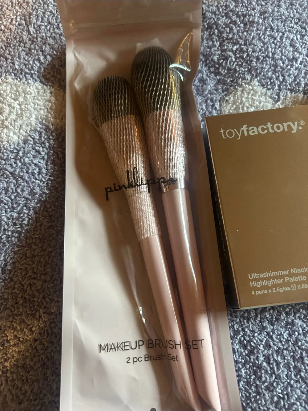 Toyfactory Niaface Highlighter Palette - Gold Radiance